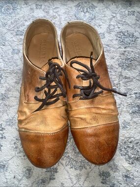 BED | STU Shoes - Women’s size 7